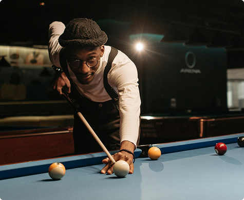 Billiard Player